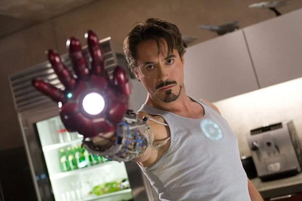 รีวิวหนัง Iron Man จากเศษเหล็กสู่เทคโนโลยีสะเทือนโลก มหากาพย์บุรุษเกราะเหล็กผู้เป็นหัวใจของ MCU บน movie24hd